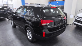 thumb kia sorento 4