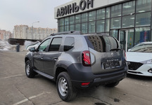 thumb renault duster 4