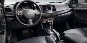Новые авто митсубиси лансер. Смотреть фото Новые авто митсубиси лансер. Смотреть картинку Новые авто митсубиси лансер. Картинка про Новые авто митсубиси лансер. Фото Новые авто митсубиси лансер