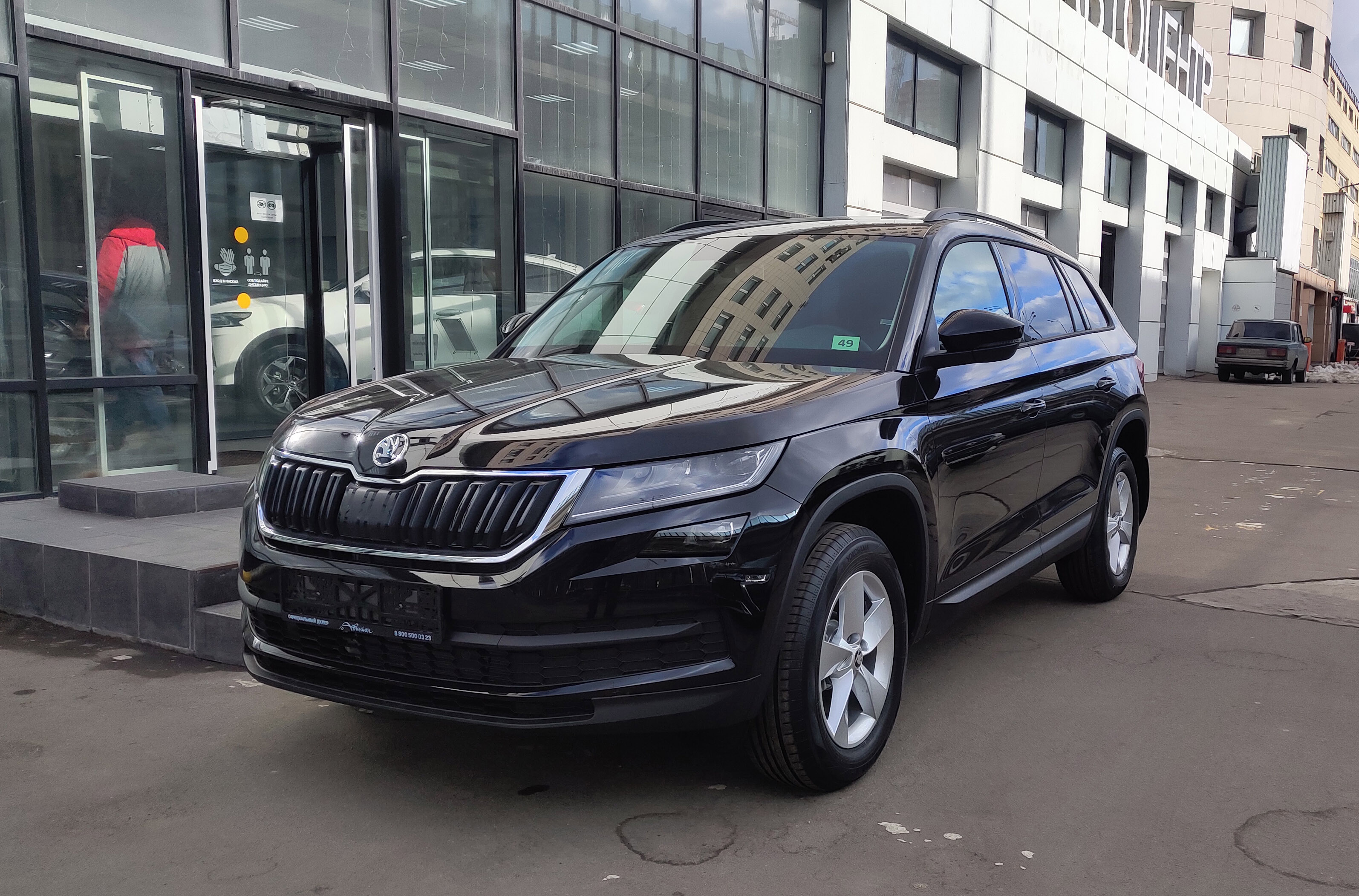 Купить черный Skoda Kodiaq Active 1.4 TSI DSG (150 л.с.) 2WD (150 л.с.)  2024 по цене от 1 352 000 руб., Москва