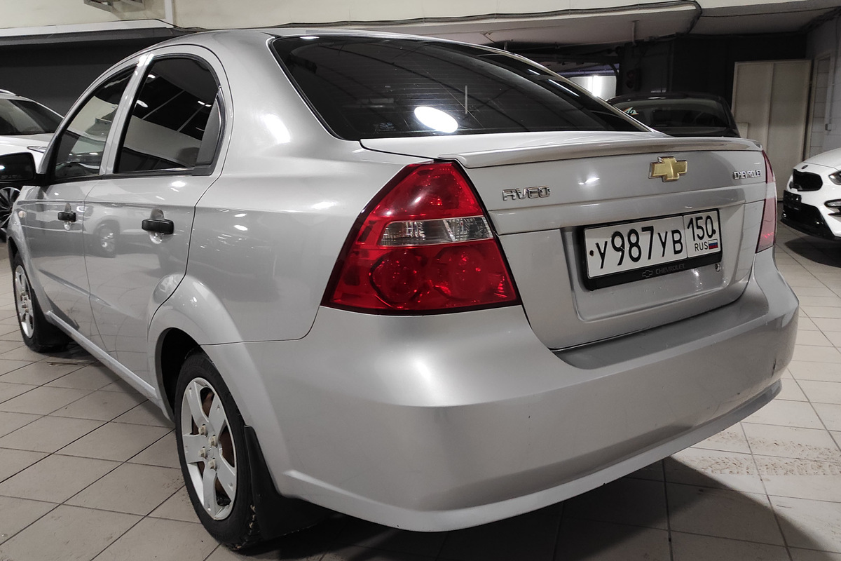 Купить Chevrolet Aveo 🚘 1.4 л (101 л.с.)Бензиновый 2012 года ❗ за 370 000  ₽ c пробегом 100 000 км в Москве